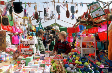 Der Tiermarkt Ptitschij Rynok in Moskau