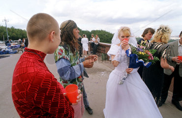 Braut auf den Leninbergen
