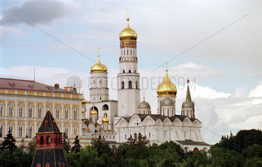 Moskau  Teilansicht des Kreml  Glockenturm Iwan der Grosse