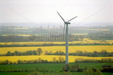 Laboe  Blick auf eine Windkraftanlage