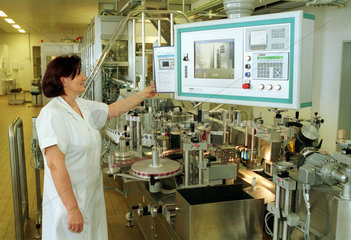 Hamburg  Produktion bei der Beiersdorf AG (u.a. Nivea)