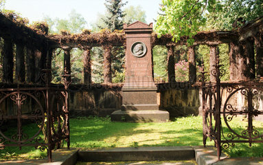 Grabstaette auf dem Dorotheenstaedtischem Friedhof in Berlin  Deutschland