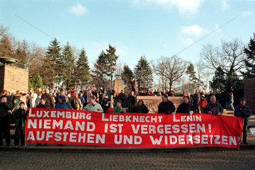 Luxemburg-Liebknecht Gedenkdemonstration in Berlin  Deutschland