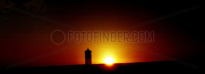 Sonnenuntergang am Pilsumer Leuchturm