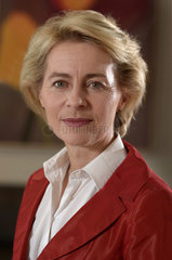 Berlin  Deutschland  Bundesverteidigungsministerin Dr. Ursula von der Leyen