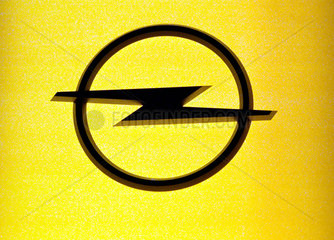 Leipziger Automesse  OPEL Logo