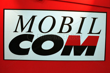 Logo  Schild  Emblem des Telefonnetzbetreibers MobilCom