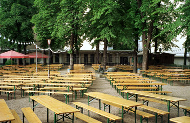 Prater  Biergarten in Prenzlauer Berg  Berlin