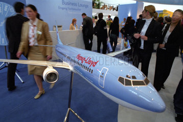 Berlin  Internationale Tourismusboerse ITB  Flugzeugmodell am Messestand der Hapag-Lloyd AG