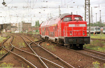 Rangierlok und Schienen der Deutschen Bahn AG  Magdeburg  Deutschland