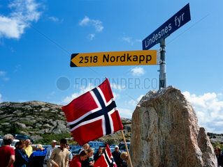 Lindesnes  Norwegen  Touristen am Kap Lindesnes