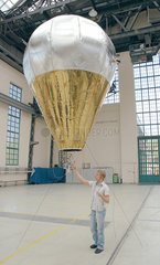 Heissdampfaerostat - Ein mit Heissdampf betriebener Ballon