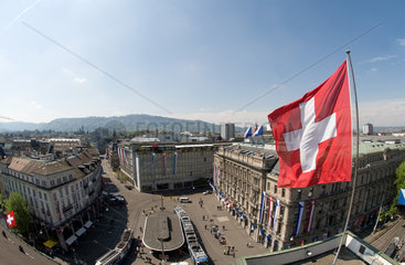 Zuerich  Schweiz  UBS Bank und Credit Suisse am Paradeplatz