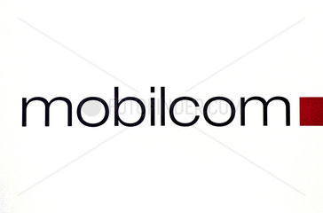 Hannover  CeBIT 2005  Logo der mobilcom AG