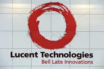 Hannover  CeBIT 2005  Logo der Lucent Technologies Inc.