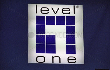 Hannover  CeBIT 2005 - LEVEL ONE-Logo