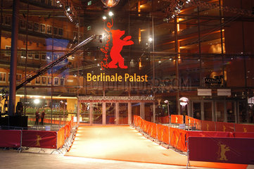 Roter Teppich vor dem Berlinale Palast in Berlin