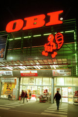 Geschaeft der Baumarktkette OBI in Berlin