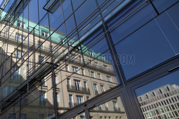 Berlin  Akademie der Kuenste am Pariser Platz