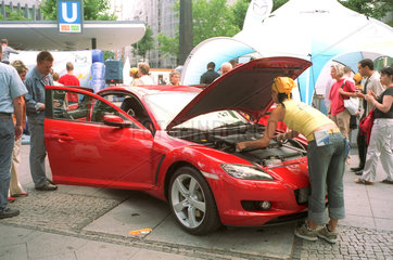 Berlin  Mazda praesentiert den RX 8