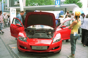 Berlin  Mazda praesentiert den RX 8