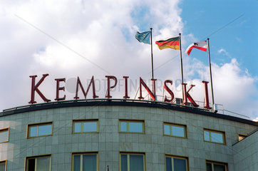 Berlin  Logo des Hotels Kempinski