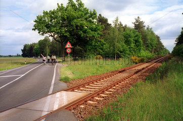 Neuhausen  Kreuzung von Schiene und Strasse