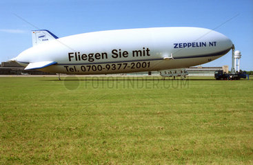 Zeppelin auf dem Flughafen Berlin-Tempelhof
