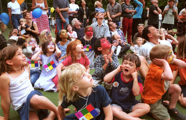 Kinder auf einem Kinderfest  Berlin