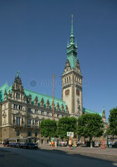 Hamburg  Rathaus und Rathausplatz