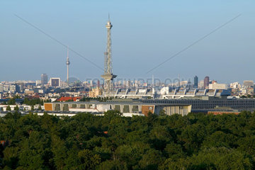 Berlin  Blick vom Teufelsberg auf Charlottenburg