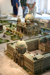 Berlin  Modell vom Schloss in einer Ausstellung