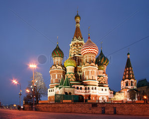 Moskau  Basilius-Kathedrale am Roten Platz