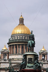 St. Petersburg  Isaaks-Kathedrale und Reiterdenkmal
