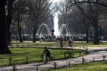 St. Petersburg  Brunnen im Park