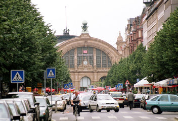 Blick auf den Hauptbahnhof in Frankfurt am Main
