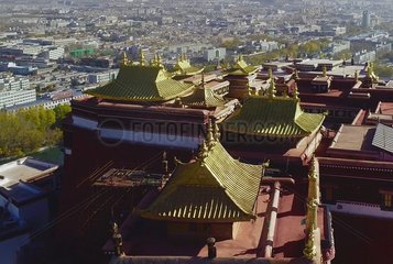 (InTibet)CHINA-LHASA-POTALA PALACE-GOLDEN TOPS-RENOVATION (CN)