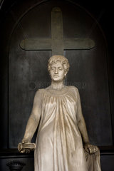 Genua  Italien  Grabskulptur auf dem Monumentalfriedhof Staglieno