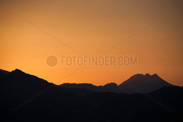 Ronda  Spanien  Berge bei Sonnenuntergang
