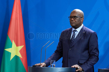 Berlin  Deutschland - Der Staatspraesident von Burkina Faso  Roch Marc Christian Kabore.