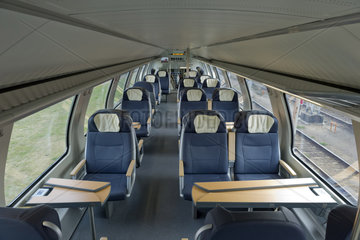 Doppelstockwagen der DB Regio