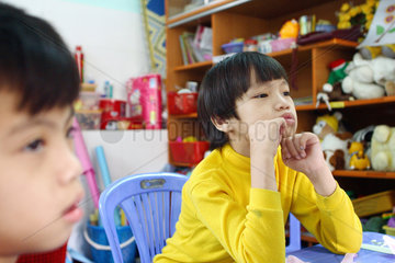 Vietnam  Unterricht fuer behinderte Kinder