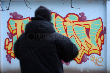 Berlin  Graffiti mit dem Schriftzug BERLIN