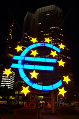 Frankfurt am Main  Euro-Skulptur vor der EZB-Zentrale