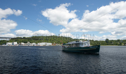 Parry Sound - Ein Ausflugsboot im Hafen