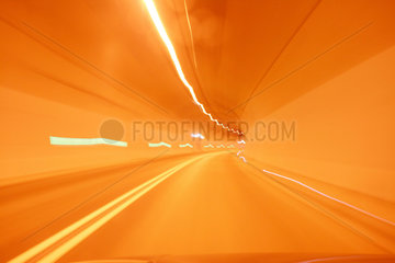 Plettenberg  schnelle Tunneldurchfahrt