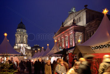Berlin  Weihnachtsmarkt am Gendarmenmarkt