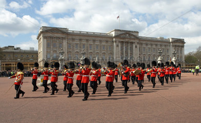 London - Zeremoniell des Wachwechsels am Buckingham Palace