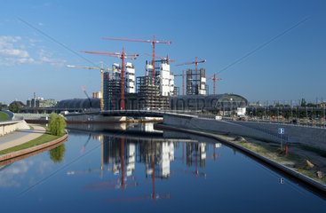 Berlin - Baustelle des neuen Hauptbahnhofes im Spreebogen