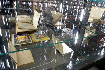 Marbach - Objekte im Raum Nexus des Literaturmuseum der Moderne
